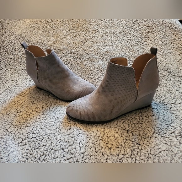 Journee Collection Mylee Women's Ankle Boots sz 9, Gray - Picture 3 of 6